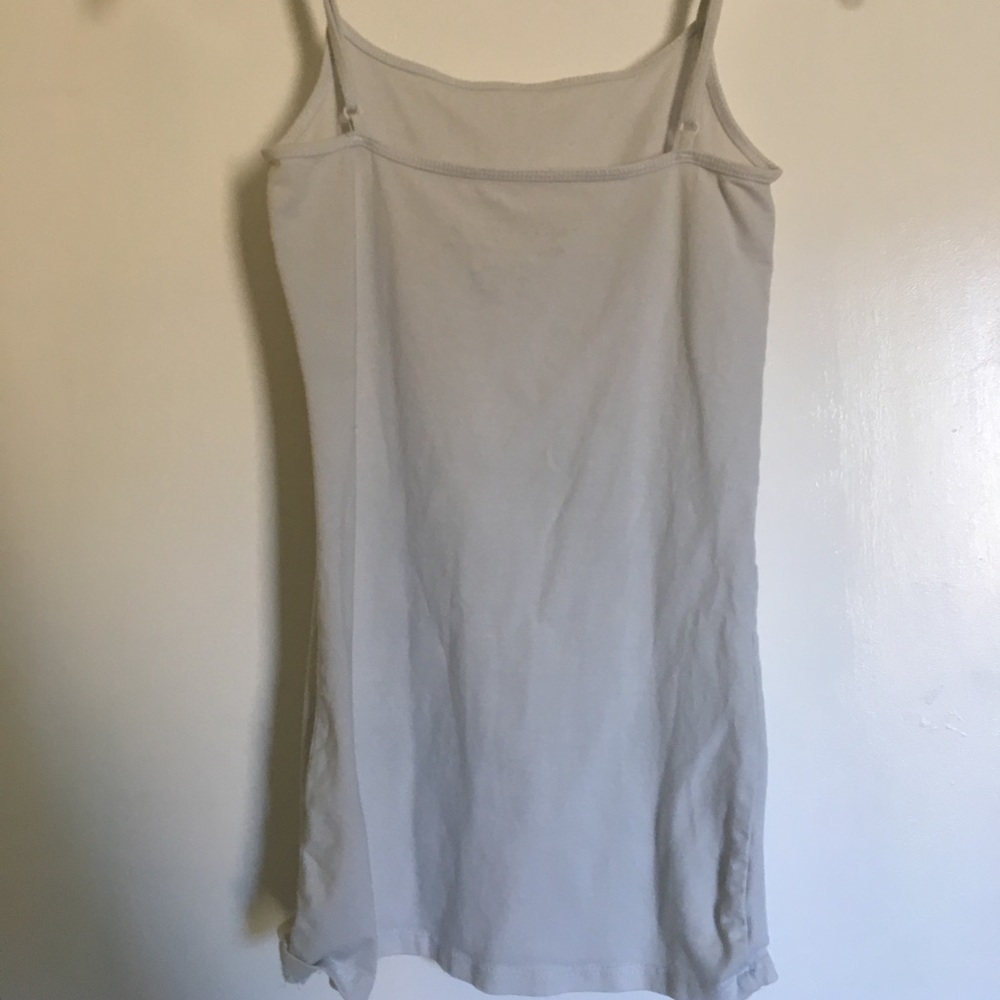 White tank - Picture 2 of 3